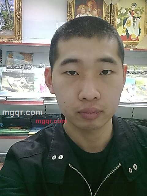 小星寂寞的第1张照片