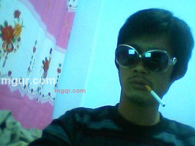 孤夜睡不着的第1张照片