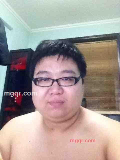 伤心断肠男的第1张照片