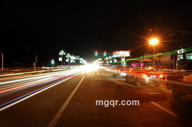 路过花园的第2张照片