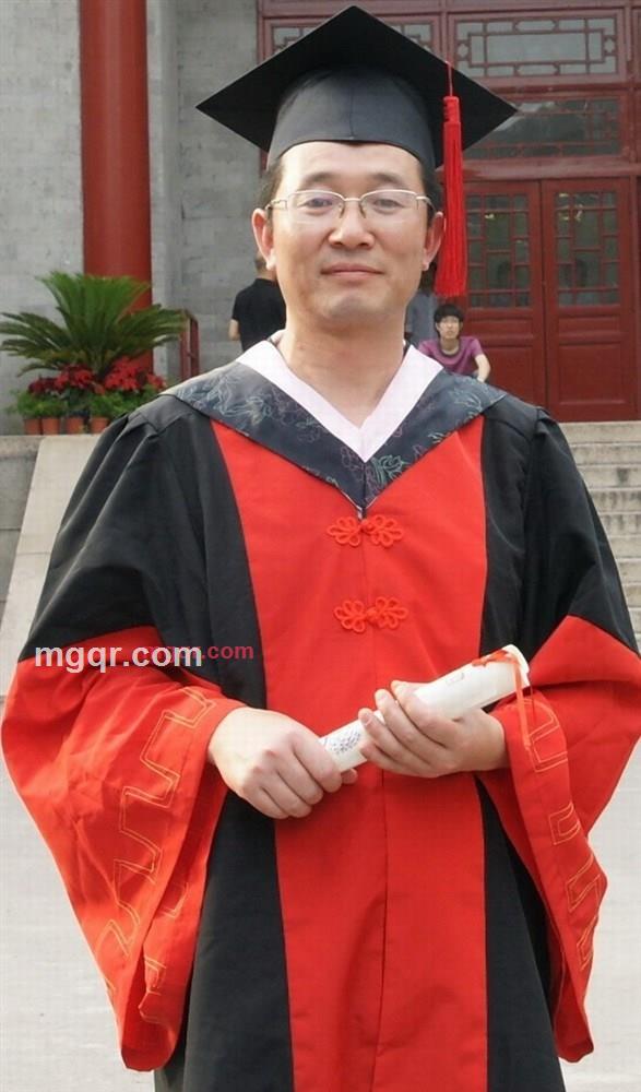 男人+文人的第1张照片