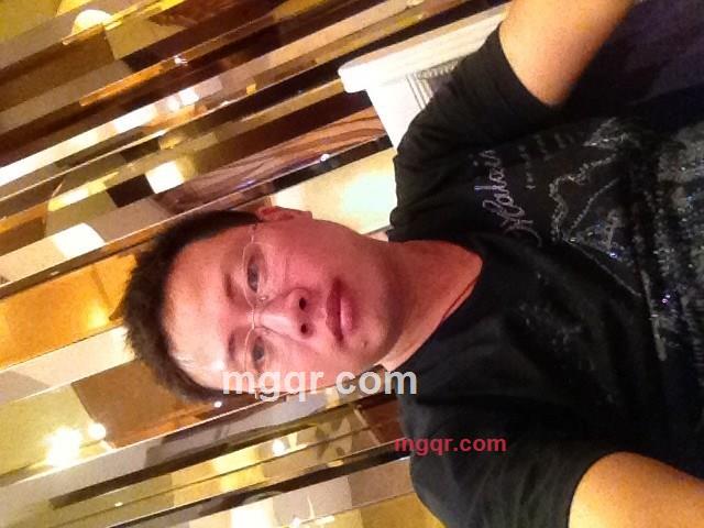 下着雨づ夜的第1张照片