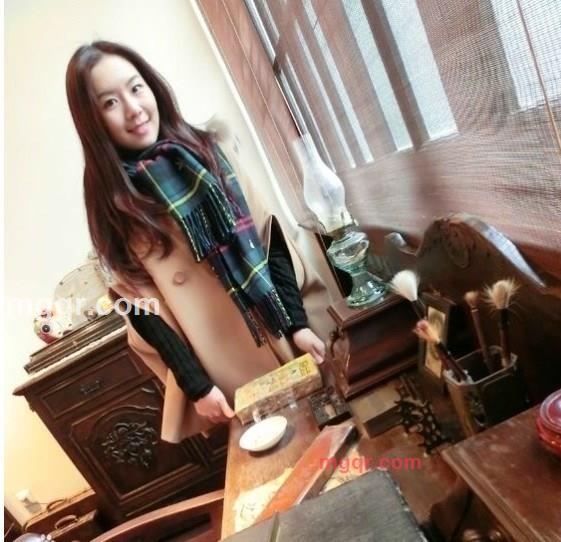 爱美女人的第5张照片