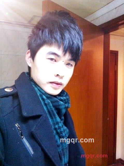 实用型男的第1张照片