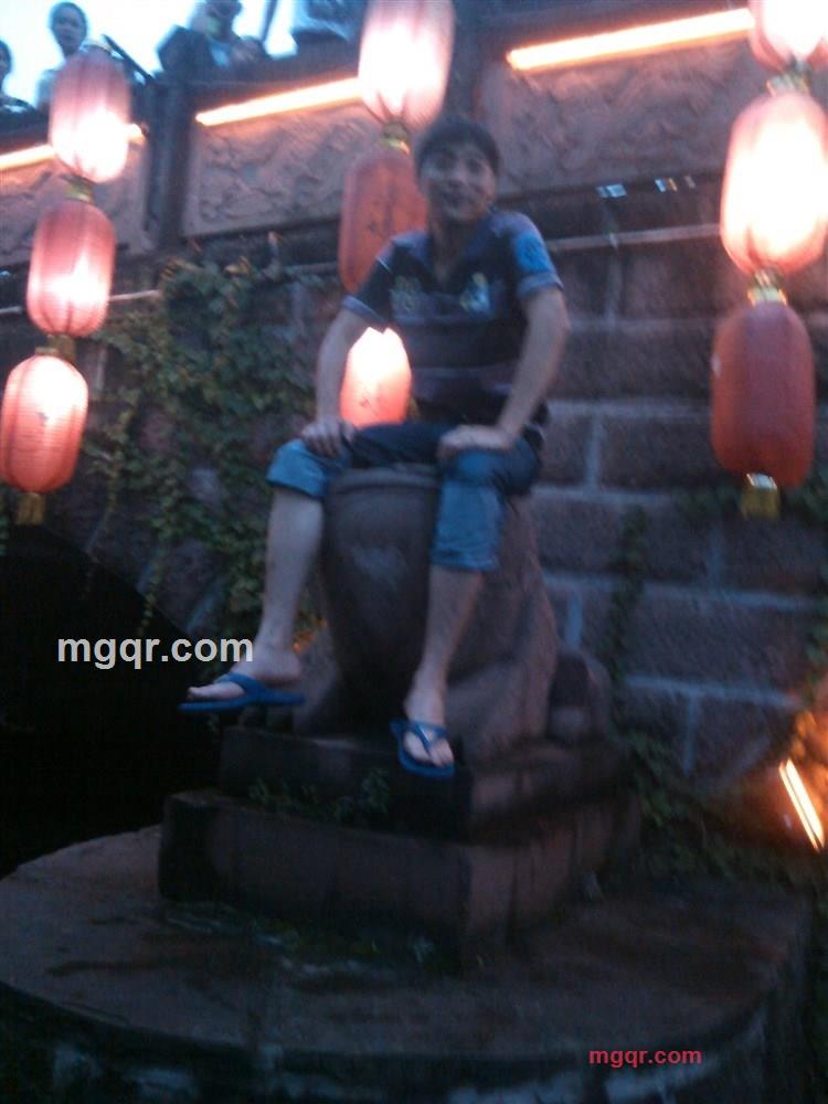 忽视的情侣的第1张照片