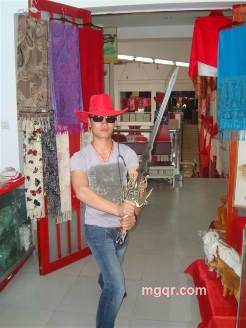 情人**满天下>的第2张照片