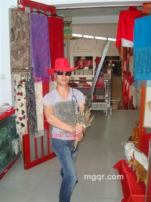 情人**满天下>的第1张照片