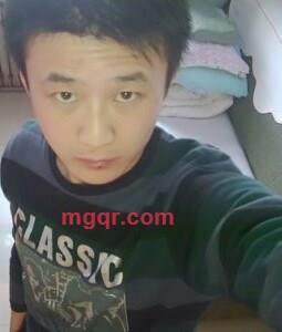 纯情小男人的第1张照片