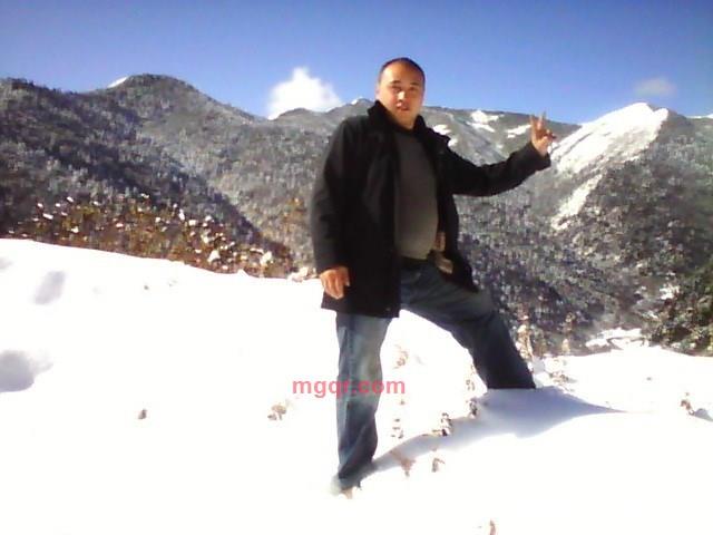 孤独寂寞男求幸福的第1张照片