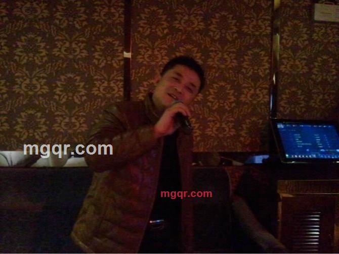 飞翔的蜥蜴的第2张照片