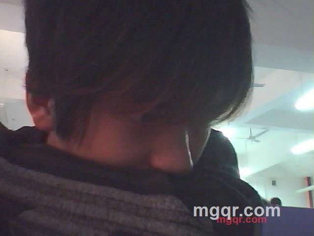 夜色下的快乐的第4张照片