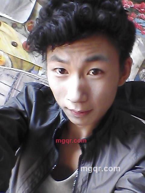 张 一 飞的第2张照片