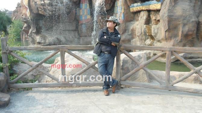 疯狂的唉的第8张照片