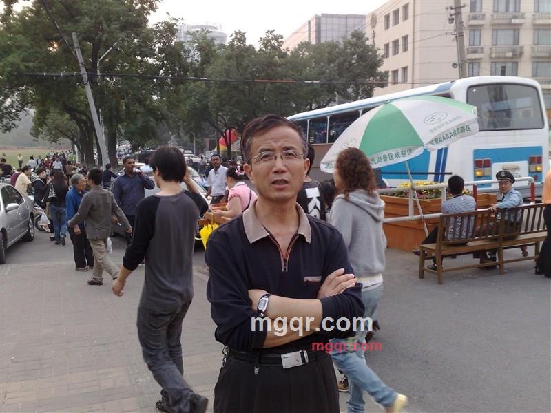 阿门干杯的第1张照片