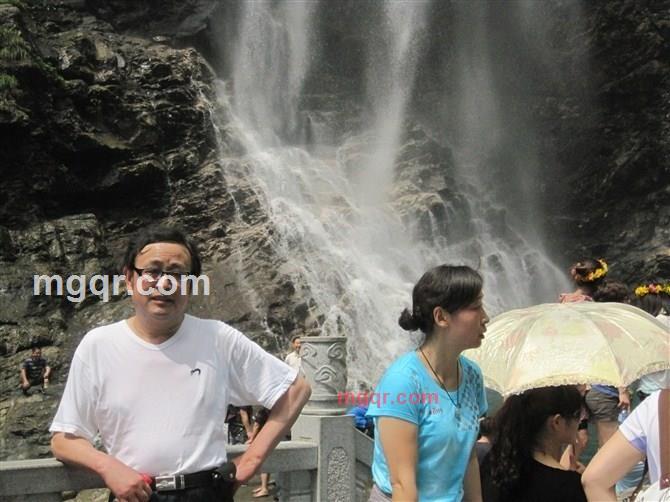 春雨点点的第1张照片