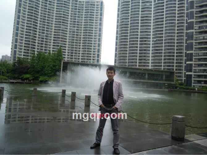 惹火的痞子的第1张照片