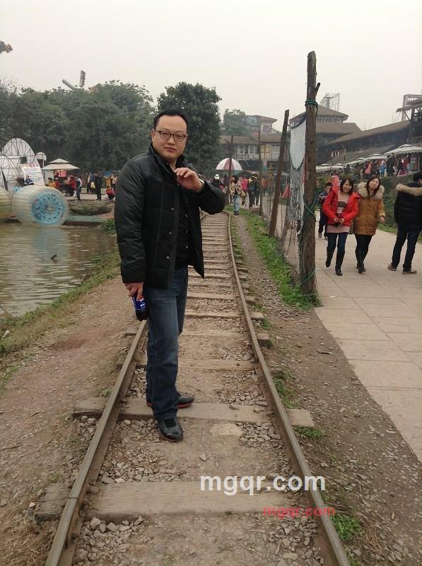 龙哥18的第1张照片