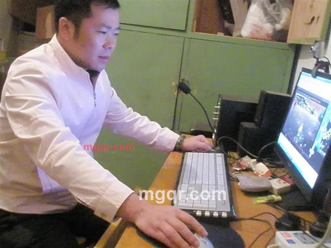 寂寞AA男人的第2张照片