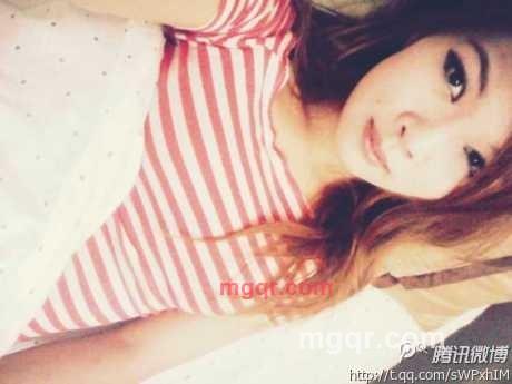 浅浅旳微笑的第1张照片