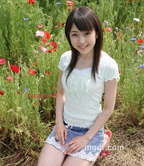 小笑甜甜的第1张照片