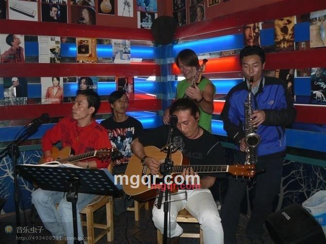 joe827的第3张照片