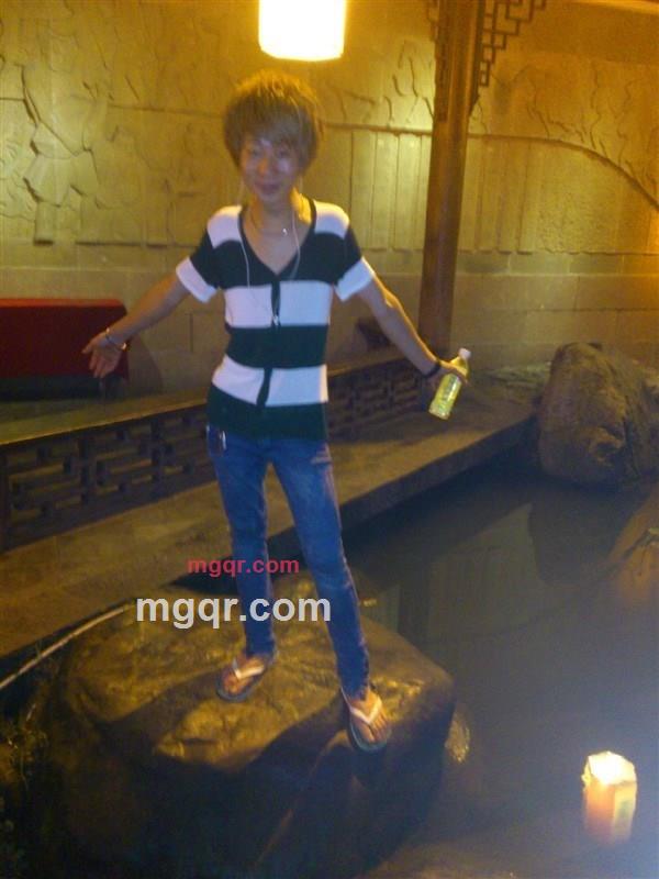 彻夜未眠**的第3张照片