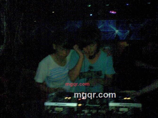 爱之男的第2张照片