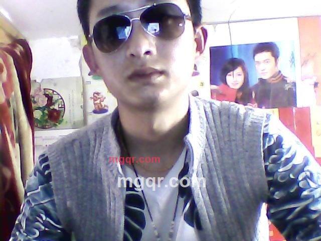 大男大爱的第3张照片