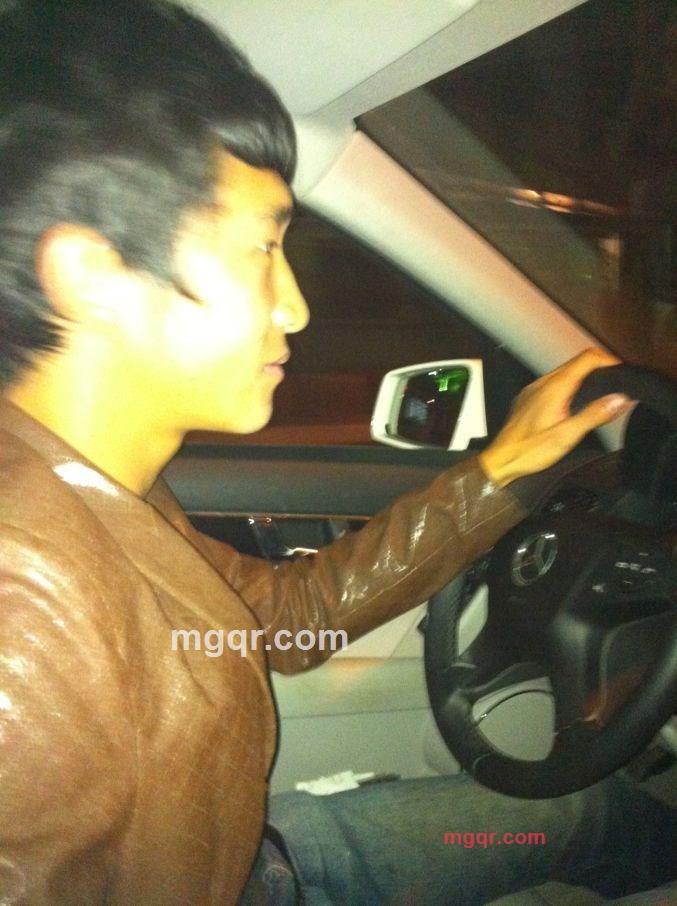 帅气猛男001的第2张照片