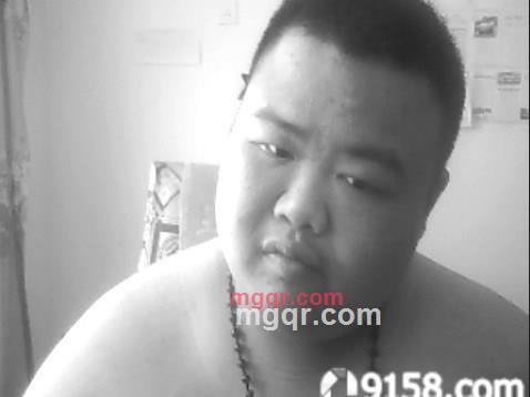 午夜唱嗨曲的第2张照片