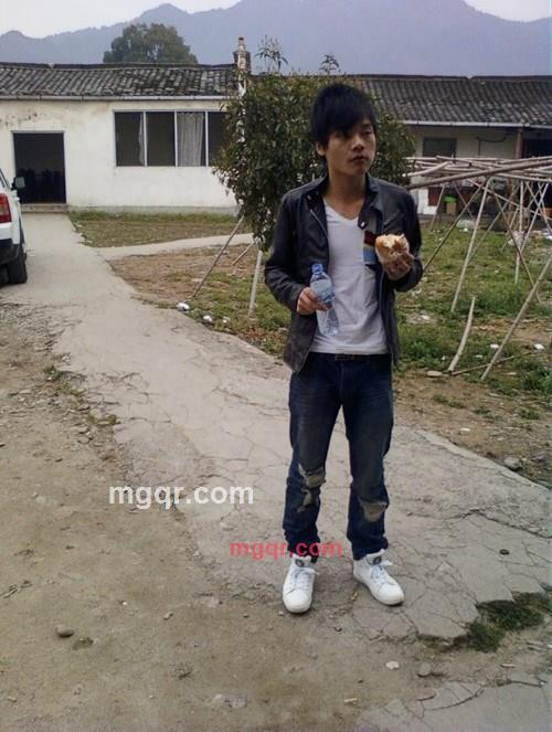 明明就。的第22张照片