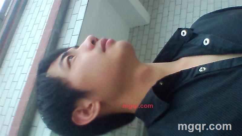 　　谁伴我闯荡**的第2张照片