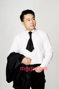 白云上的天空的第1张照片