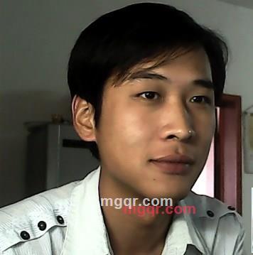 无奈一笑的第1张照片