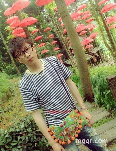 爱上大姐的第1张照片