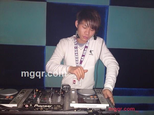 stseven的第1张照片