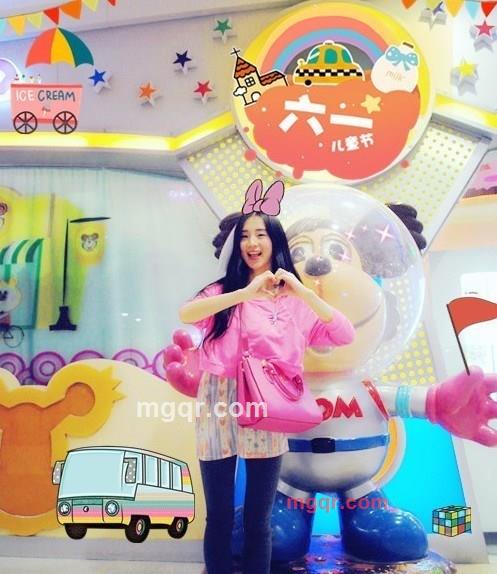 美女思思 的第1张照片