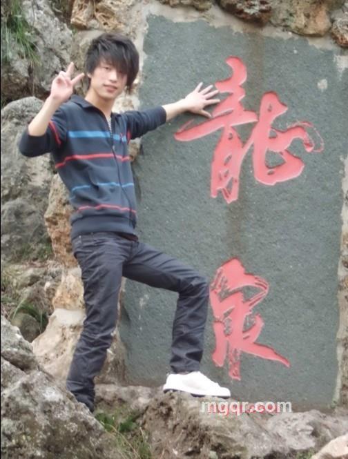 ゞ离*人的第1张照片