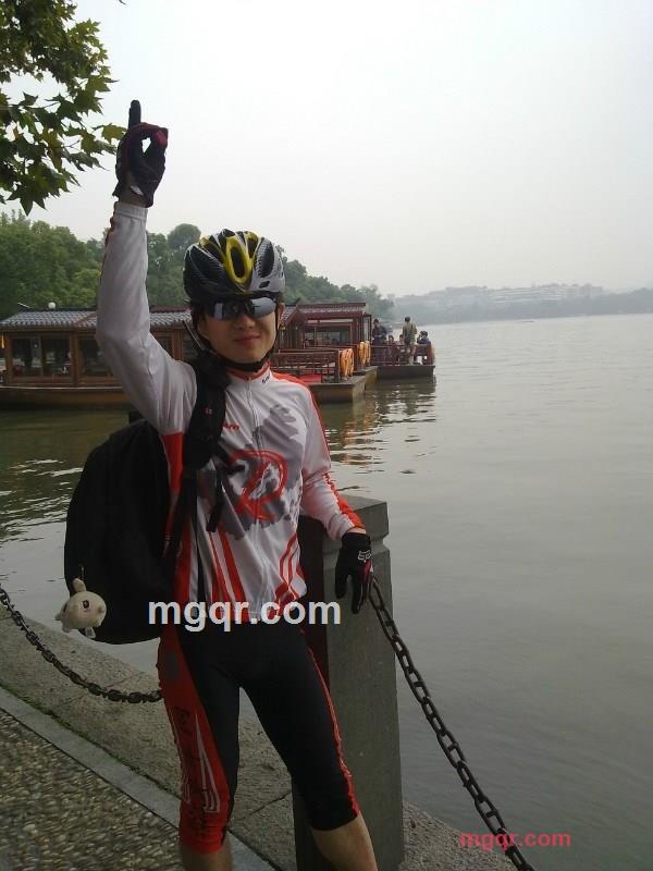 善良的狼yyq的第2张照片