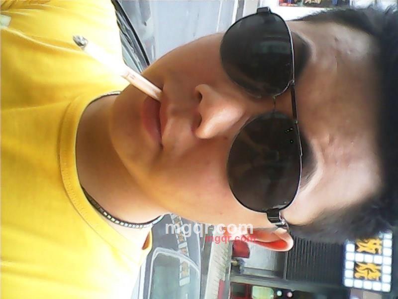 浮夸g的第3张照片