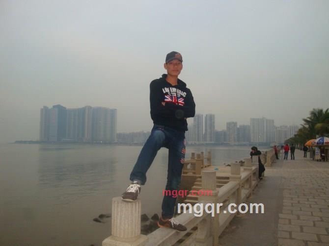 寂寞找人陪。。的第7张照片