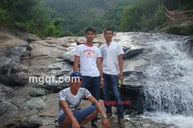 寂寞找人陪。。的第4张照片