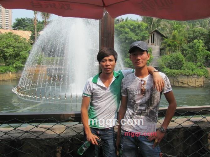 寂寞找人陪。。的第1张照片