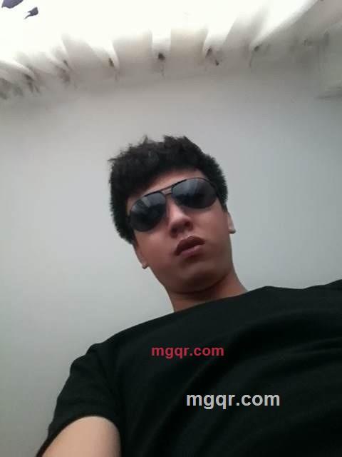 小心触电7的第6张照片