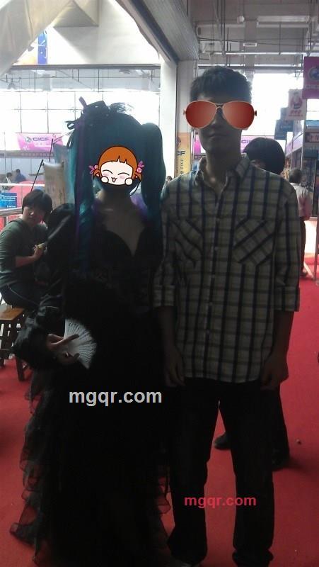 晴天淋雨的第1张照片