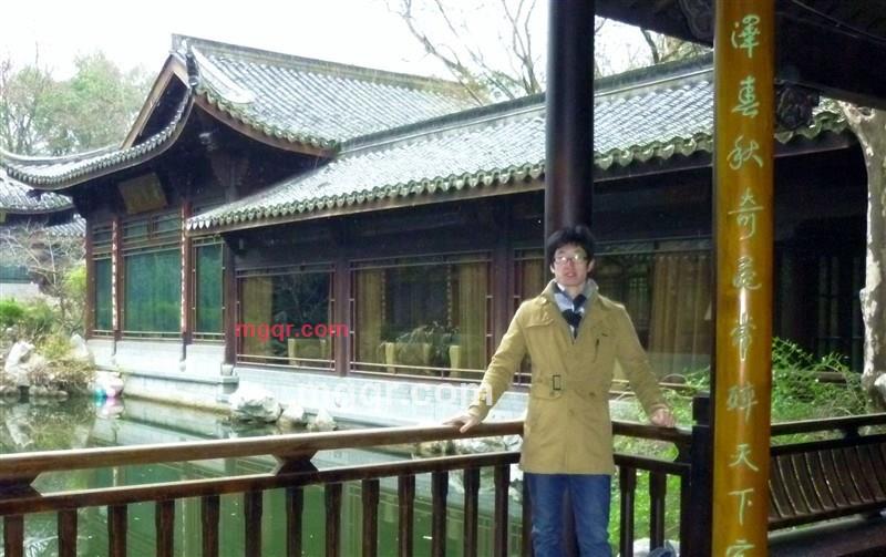 爱若初冬雪的第1张照片