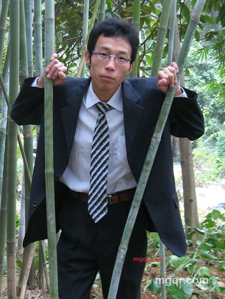 孤峰飞雪的第3张照片