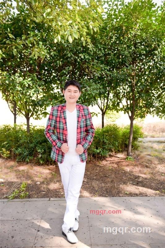 饿与寂寞有染的第1张照片