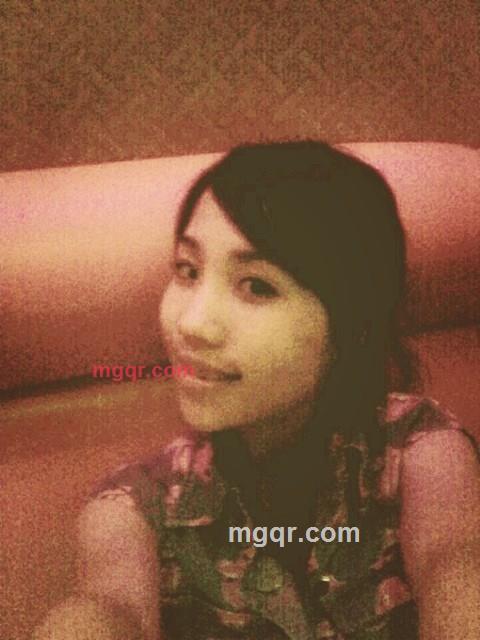 依依^v^婞福~zZ的第1张照片