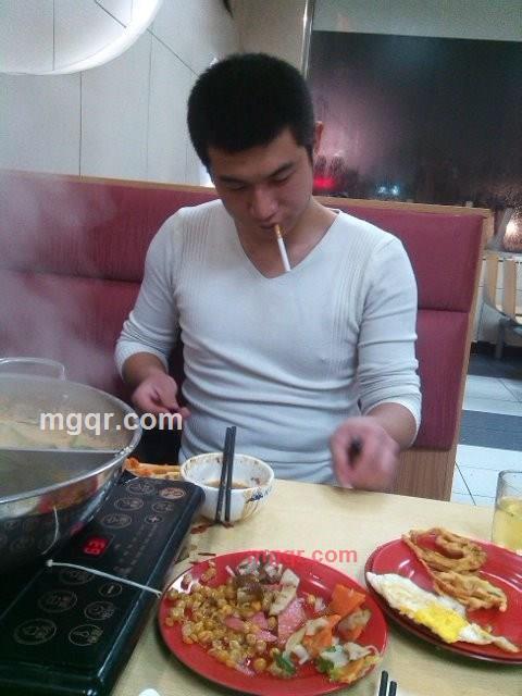 碰擦出爱的火花的第1张照片